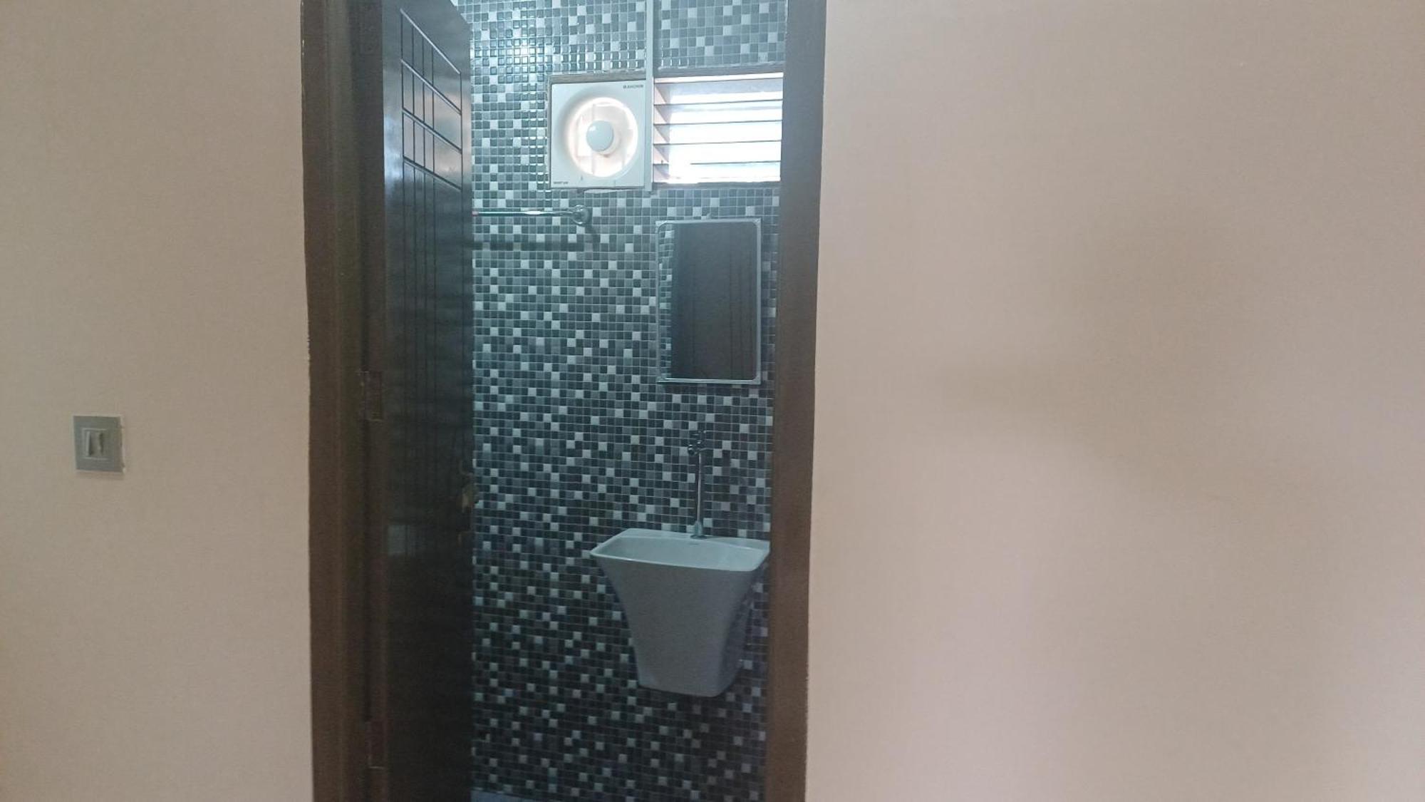 Shi'S Thulasi 2Bhk In Coimbatore Near To Karpagam College, Palakkad Highway, Rathinam College And More Luaran gambar
